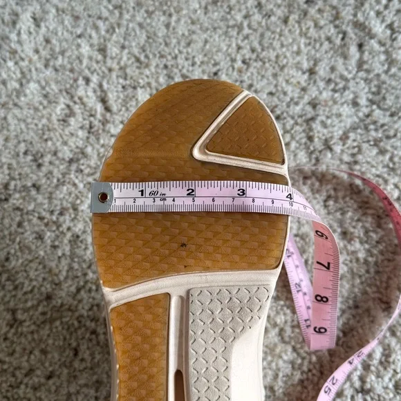 Puma Fierce KRM Womens Cream Textile
Slip On Cross Training Shoes Size 8 - Picture 7 of 14